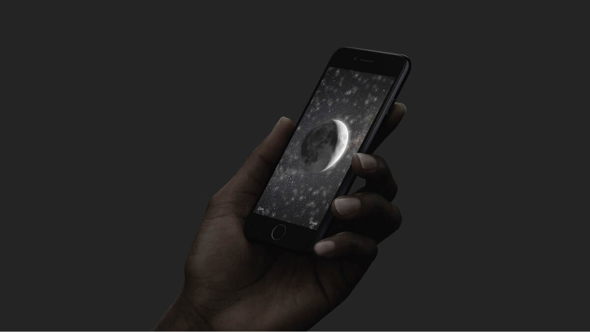 Moon - a lunar calendar app to see the current phase of the moon